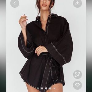 Selfie Leslie sold out Black Romper